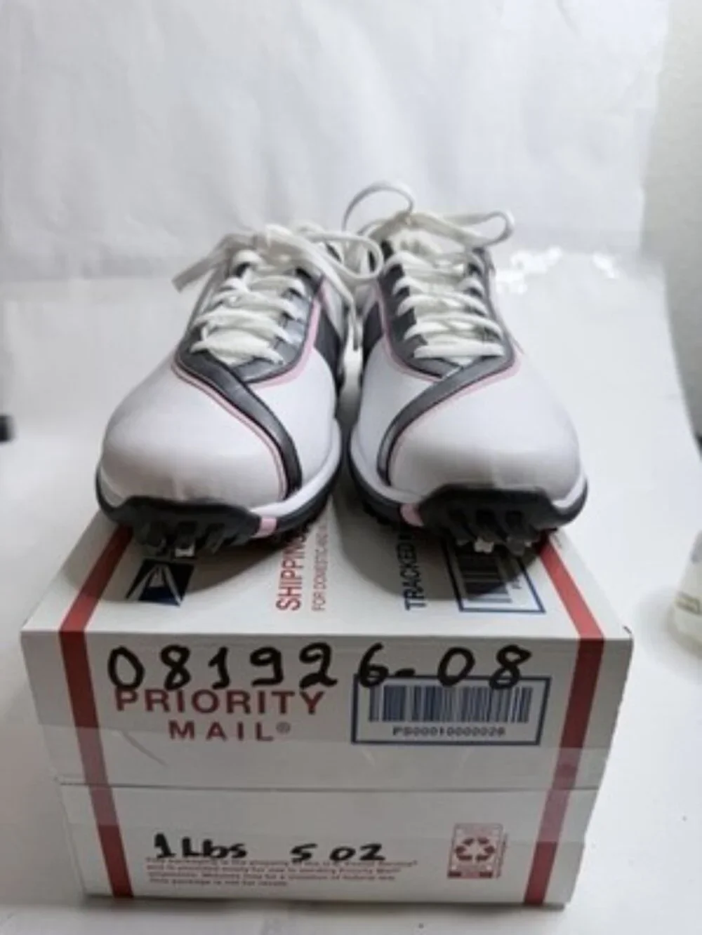 Nike Golf Shoes Women's size 8.5W White Pink Lace Up Leather NWOB